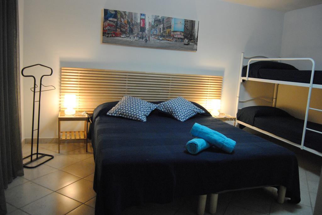 Il Susino Apartment Tirrenia Ngoại thất bức ảnh